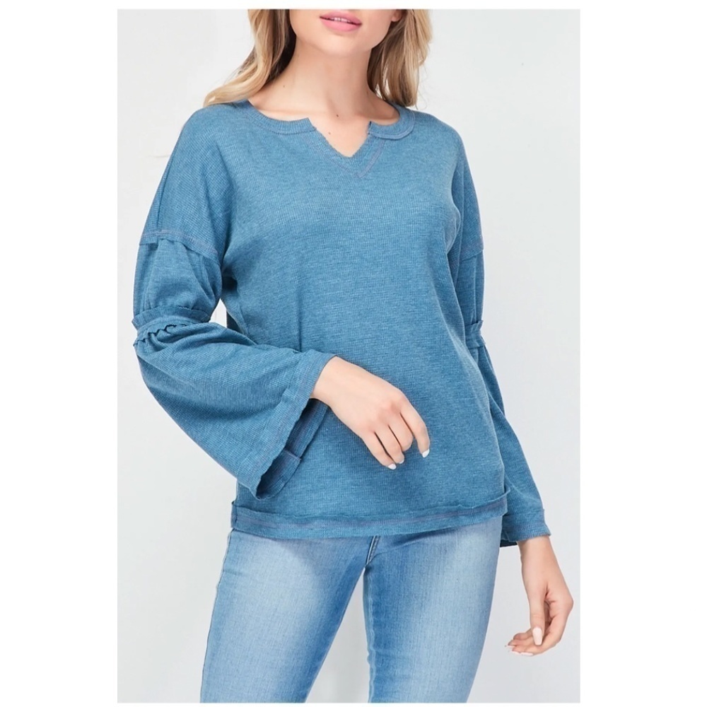 BAEA Flare Sleeve Thermal V-Neck Women's T-shirt In Denim Blue
